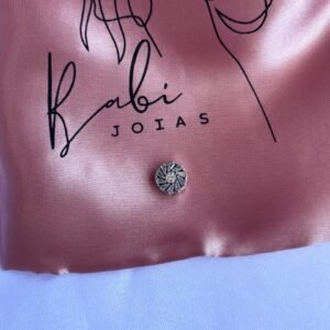 Berloque Redondo com Zirconias