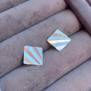 Brinco Quadrado Ondulado